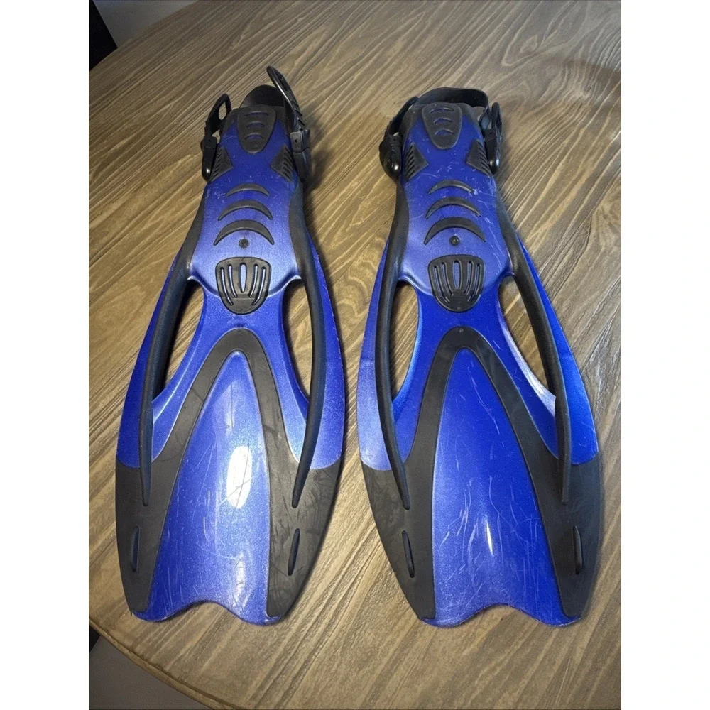 U.S. Divers Proflex Snorkel Set Adult Medium 7-10 Mask Fins Snorkel Travel Bag